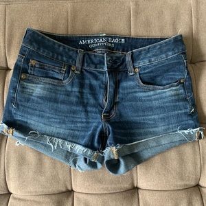 American Eagle Denim Shorts Super Stretch Size 6
